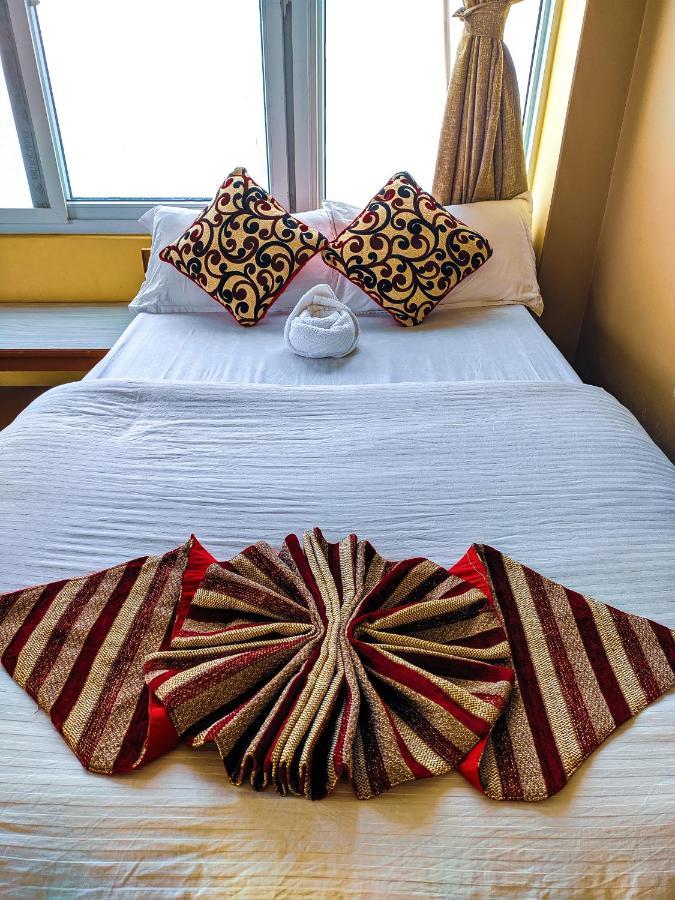 Hotel High Ground Inn Sarangkot Pokhara Kültér fotó