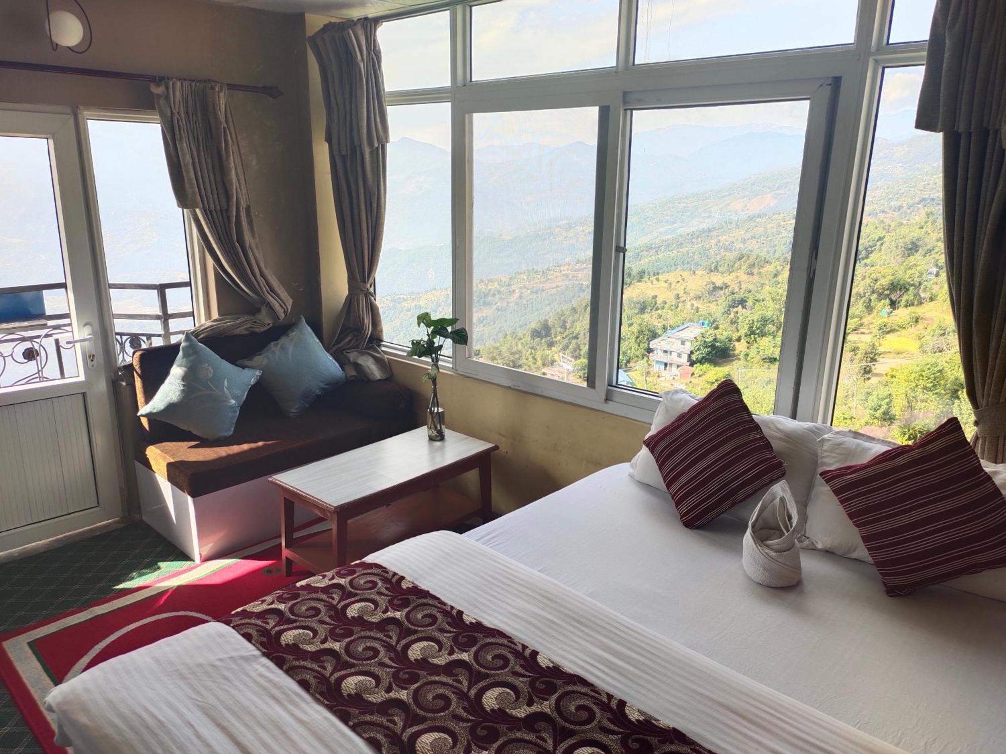 Hotel High Ground Inn Sarangkot Pokhara Kültér fotó