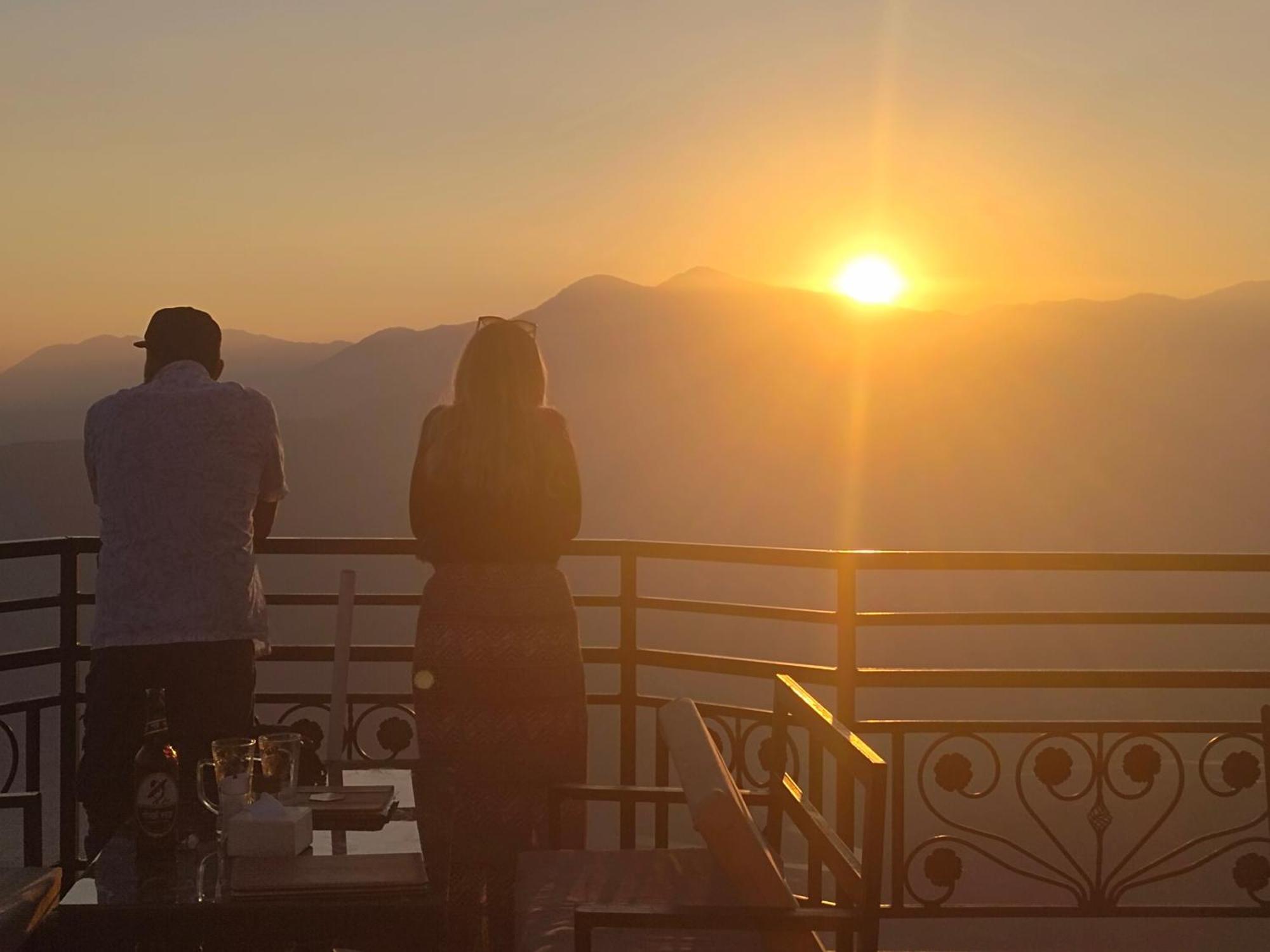 Hotel High Ground Inn Sarangkot Pokhara Kültér fotó